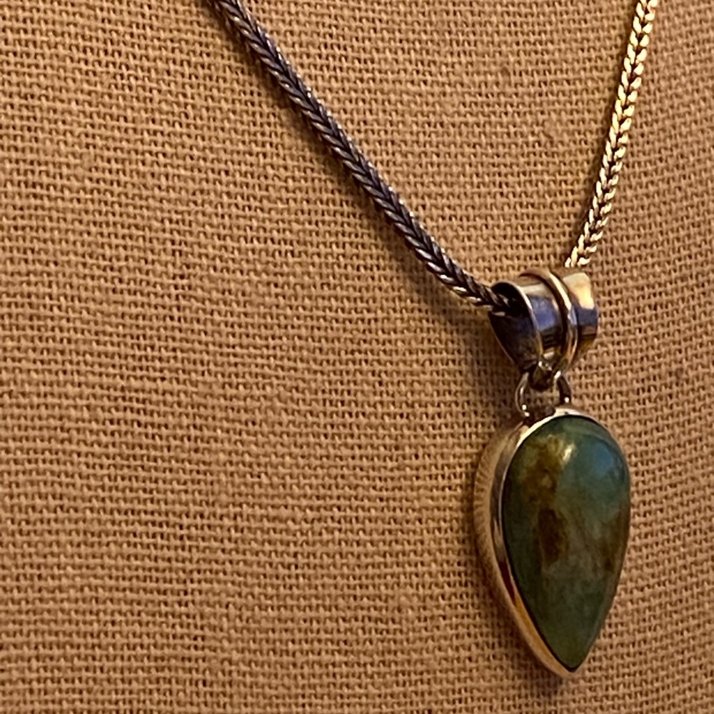 Magnificent Peruvian Opal sterling silver Pendant on a thick wheat chain - Picture 4 of 9